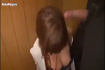 Dokumentasi Gadis Jepang Cantik Pasrah Kasur
